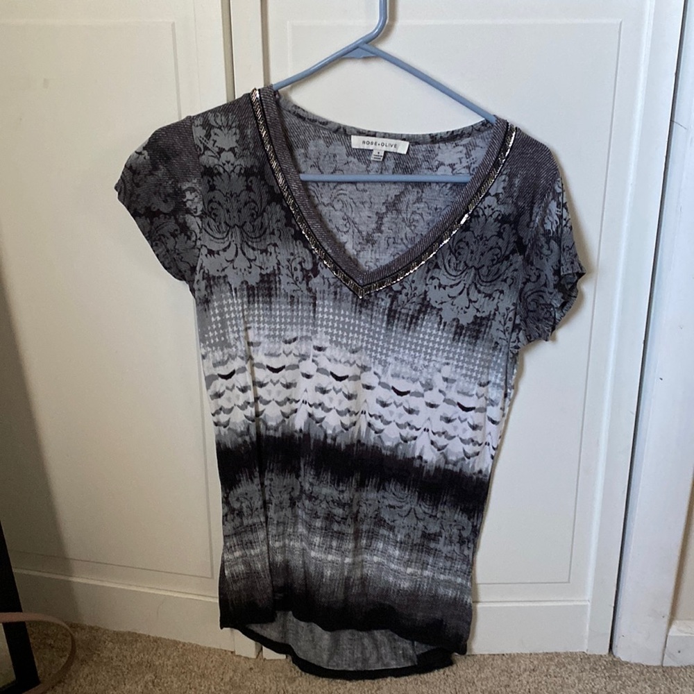 T-shirt with beaded neckline